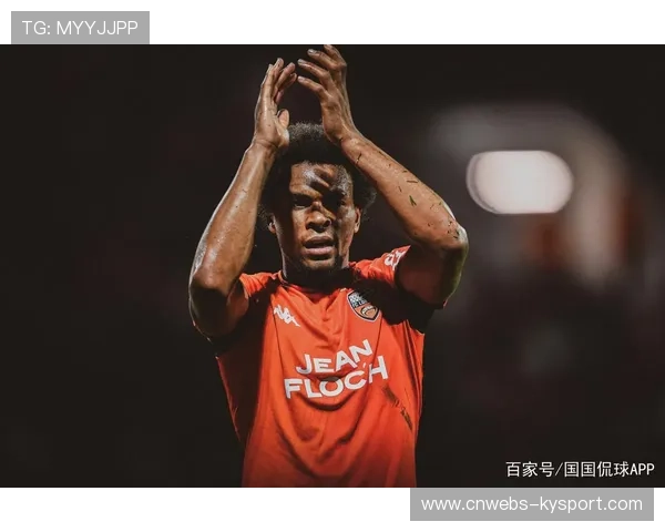 洛里昂3-1逆转尼斯,苏马诺梅开二度。 洛里昂3-1逆转尼斯,苏马诺梅开二度。